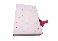 De roze Verpakkende Dozen van de Kleurengift, de Dozen die van de Douanegift voor Meisjeskleding verpakken leverancier